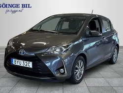 Mörkgrå Begagnad 2019 Toyota Yaris Hybrid Halvkombi | 164 000 kr (Marknadspris)