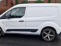 Vit Begagnad 2018 Ford Transit Van | 120 000 kr (Lite dyr)