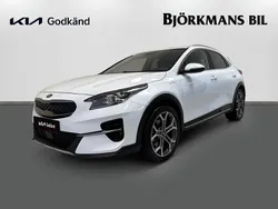 Vit Begagnad 2021 Kia XCeed Advance SUV | 254 900 kr (Marknadspris)