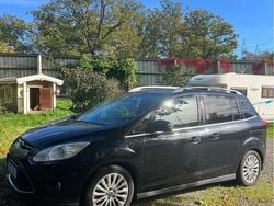 Svart Begagnad 2011 Ford Grand C-Max Titanium Minibuss | 35 000 kr (Bra pris)