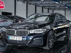 Svart Begagnad 2022 BMW 530e M Sport Kombi | 399 500 kr (Marknadspris)