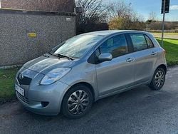 Begagnad 2006 Toyota Yaris Halvkombi | 37 000 kr (Marknadspris)