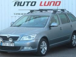 Mörkgrå (gråmetallic) Begagnad 2012 Skoda Octavia Elegance Kombi | 55 000 kr (Lite dyr)