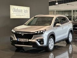 Grå Begagnad 2023 Suzuki SX4 S-Cross SUV | 299 900 kr (Marknadspris)