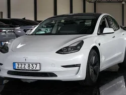 Vit Begagnad 2022 Tesla Model 3 Long Range AWD Sedan | 344 500 kr (Dyr)