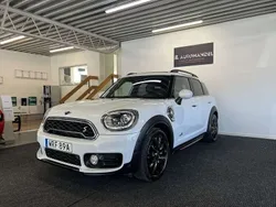 Vit Begagnad 2019 Mini Cooper Countryman Chili SUV | 284 900 kr (Marknadspris)