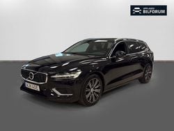 Svart Begagnad 2021 Volvo V60 Inscription Kombi | 229 000 kr (Superpris)