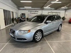 Silver Begagnad 2011 Volvo V70 Summum Kombi | 84 900 kr (Marknadspris)
