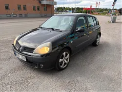 Svart Begagnad 2005 Renault Clio R.S. Halvkombi | 10 000 kr (Superpris)