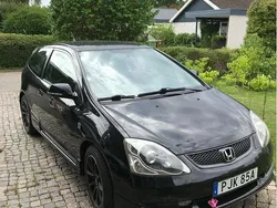 Svart Begagnad 2005 Honda Civic Halvkombi | 22 500 kr (Dyr)