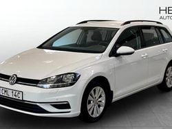 Vit (white) Begagnad 2020 VW Golf VII Halvkombi | 189 900 kr (Marknadspris)