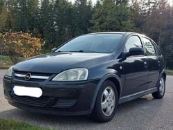 Svart Begagnad 2006 Opel Corsa Halvkombi | 13 000 kr (Bra pris)