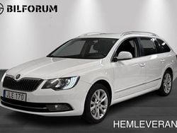 Vit Begagnad 2014 Skoda Superb Elegance Kombi | 94 800 kr (Marknadspris)