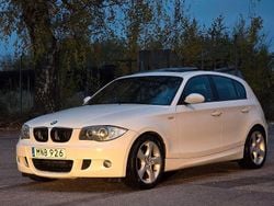 Vit Begagnad 2008 BMW 120 M Sport Halvkombi | 84 999 kr (Marknadspris)