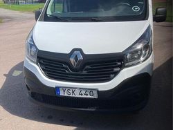 Vit Begagnad 2017 Renault Trafic Van | 85 000 kr