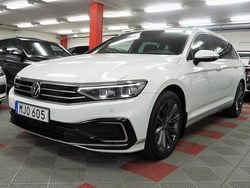 Vit Begagnad 2021 VW Passat Executive Kombi | 209 500 kr (Marknadspris)