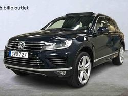 Blå Begagnad 2015 VW Touareg SUV | 277 900 kr