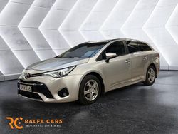 Silver Begagnad 2015 Toyota Avensis Active Kombi | 129 800 kr (Marknadspris)