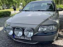 Brun Begagnad 2001 Volvo S80 Sedan | 19 500 kr (Marknadspris)