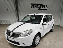 Vit Begagnad 2010 Dacia Sandero Ambiance Halvkombi | 27 000 kr