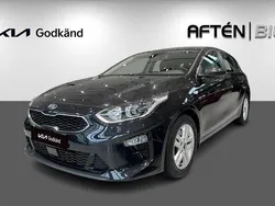 Svart Begagnad 2019 Kia Ceed Halvkombi | 169 800 kr (Marknadspris)