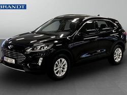 Svart Begagnad 2022 Ford Kuga Titanium SUV | 239 900 kr (Marknadspris)