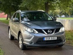 Grå Begagnad 2014 Nissan Qashqai 360º SUV | 119 900 kr (Lite dyr)