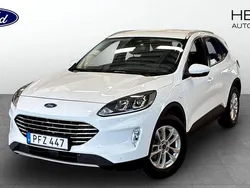 Silver Begagnad 2022 Ford Kuga Titanium SUV | 269 900 kr (Marknadspris)