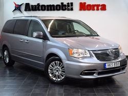 Grå Begagnad 2014 Lancia Voyager Gold Minibuss | 109 700 kr (Marknadspris)