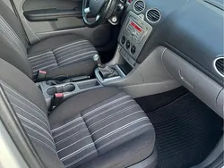 Grå Begagnad 2009 Ford Focus Trend Halvkombi | 24 900 kr