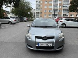 Grå Begagnad 2010 Toyota Auris Halvkombi | 49 000 kr (Bra pris)