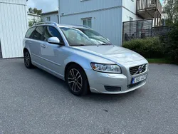 Grå Begagnad 2012 Volvo V50 Standard Kombi | 56 000 kr (Marknadspris)
