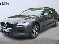 Grå Begagnad 2023 Volvo V60 Core Kombi | 309 900 kr (Superpris)