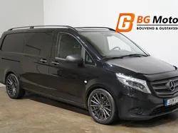 Svart Begagnad 2017 Mercedes Vito Minibuss | 289 900 kr