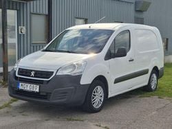 Vit Begagnad 2016 Peugeot Partner Van | 78 500 kr (Marknadspris)