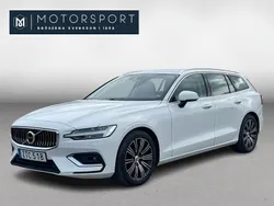 Vit (vit metallic) Begagnad 2019 Volvo V60 Inscription Kombi | 299 900 kr (Lite dyr)