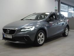 Okänd Begagnad 2017 Volvo V40 CC Momentum Kombi | 158 800 kr (Marknadspris)