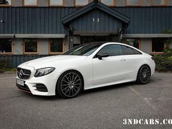Vit Begagnad 2017 Mercedes E400 AMG line Sportkupé | 379 900 kr (Dyr)