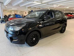 Svart Begagnad 2016 Ssangyong Tivoli Halvkombi | 69 900 kr