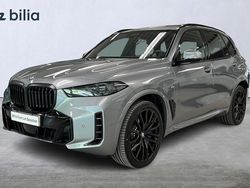 Grå Begagnad 2025 BMW X5 M Sport SUV | 1 049 900 kr