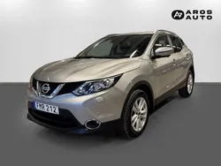 Silver (silvermetallic) Begagnad 2015 Nissan Qashqai N-TEC SUV | 149 900 kr (Lite dyr)