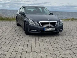 Grå Begagnad 2011 Mercedes E220 Avantgarde Sedan | 80 000 kr (Marknadspris)
