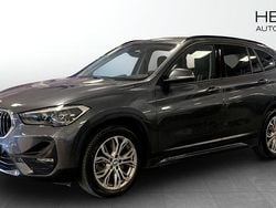 Grå Begagnad 2019 BMW X1 Sport Line SUV | 278 700 kr (Marknadspris)