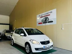 Vit Begagnad 2010 Mercedes A160 Classic Halvkombi | 29 900 kr (Marknadspris)