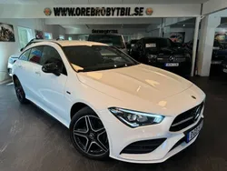 Vit Begagnad 2020 Mercedes CLA250e Shooting Brake AMG Kombi | 284 800 kr (Marknadspris)