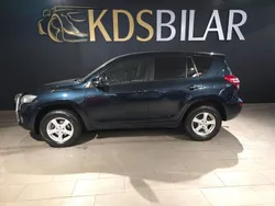 Mörkblå Begagnad 2010 Toyota RAV4 Business Edition SUV | 79 900 kr (Marknadspris)