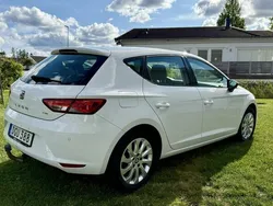 Vit Begagnad 2015 Seat Leon Style Halvkombi | 95 000 kr (Marknadspris)
