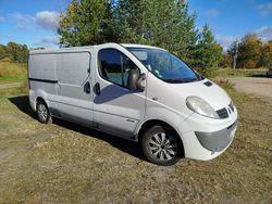 Vit Begagnad 2014 Renault Trafic Van | 46 000 kr (Marknadspris)
