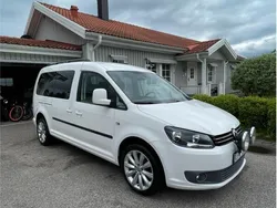 Vit Begagnad 2011 VW Caddy Maxi Life Life Minibuss | 84 000 kr