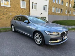 Blå Begagnad 2018 Volvo V90 Inscription Kombi | 290 000 kr (Marknadspris)
